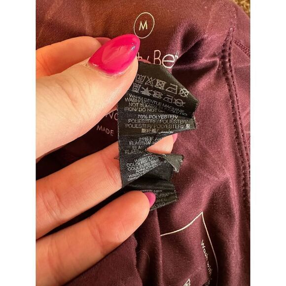 Sweaty Betty- All Day Emboss 7/8 Leggings 4 Way Stretch Leggings Maroon, Medium - Picture 8 of 13